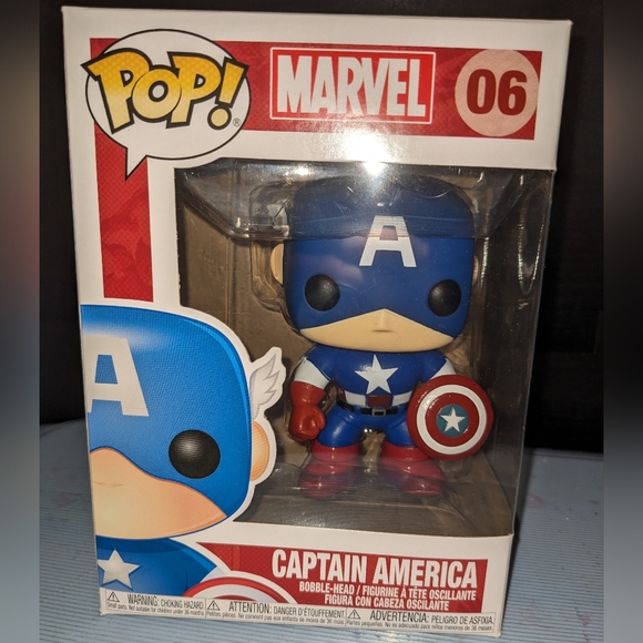 Captain America Funko Pop - Picture 1 of 2